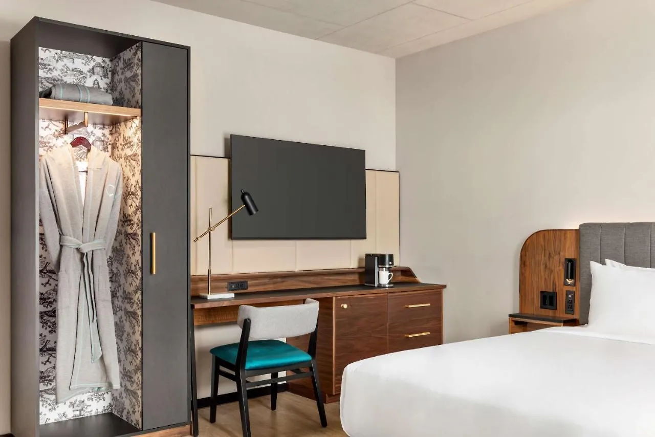 ***  ホテル Hyatt Centric モントリオール カナダ