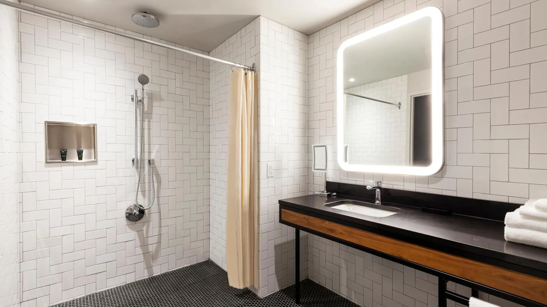 Hyatt Centric Montreal Hotel